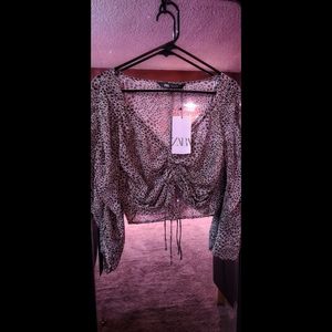 🐾 Animal Print V-Neck Cropped Top